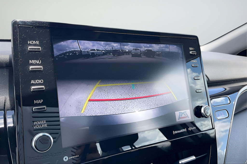 Used 2023 Toyota Camry XSE FWD image 13