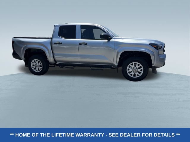 Used 2024 Toyota Tacoma SR w/ SR Upgrade Package AWD/4WD image 2