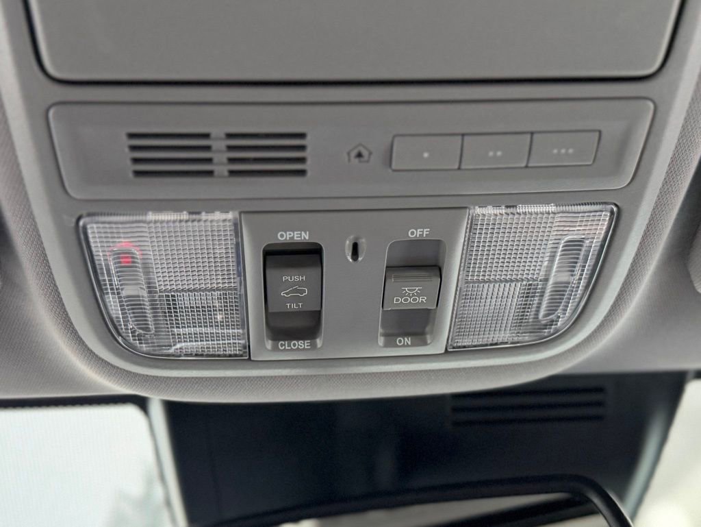 Used 2022 Honda CR-V EX-L image 19