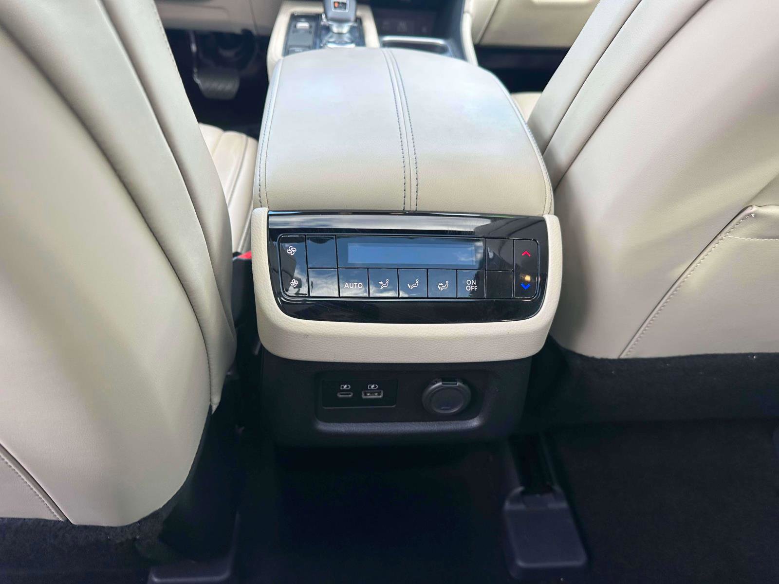 Used 2023 INFINITI QX60 Luxe w/ Cargo Package image 12