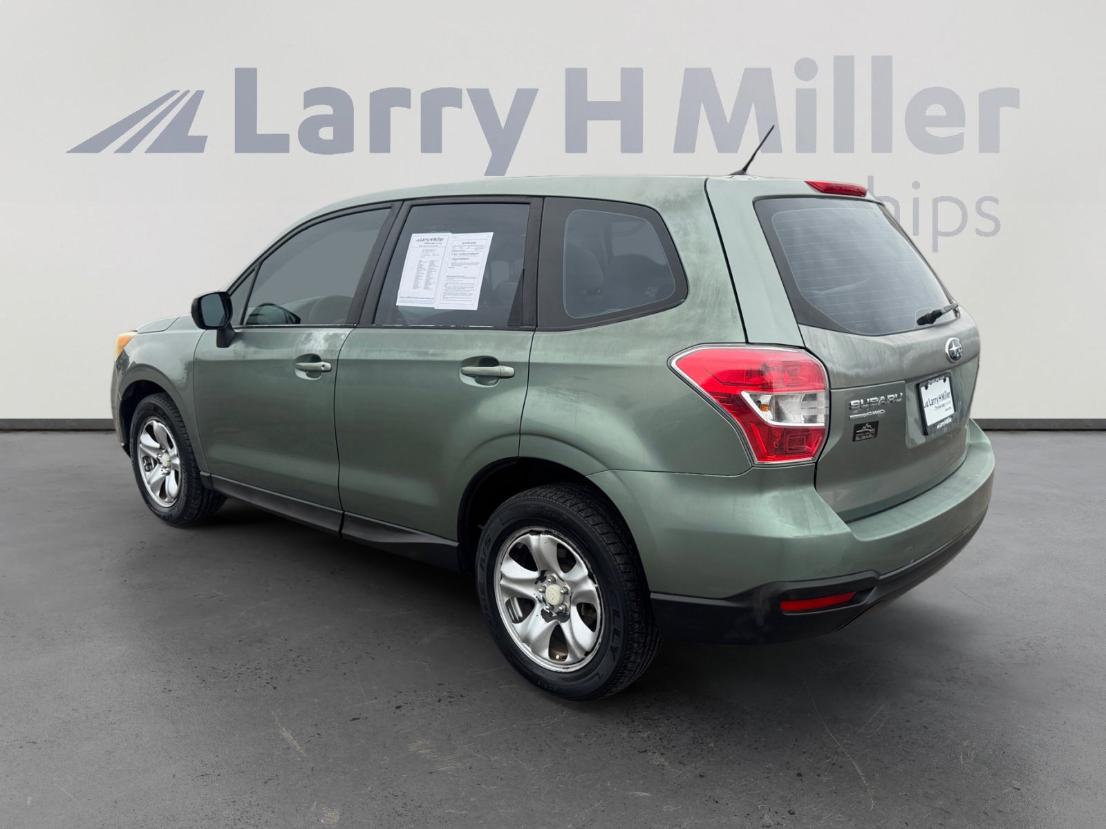 Used 2014 Subaru Forester 2.5i AWD/4WD image 3