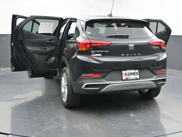 Used 2025 Buick Encore GX Preferred image 52