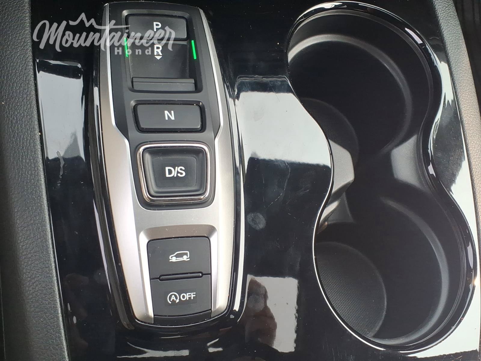 Used 2018 Honda Pilot Elite image 33