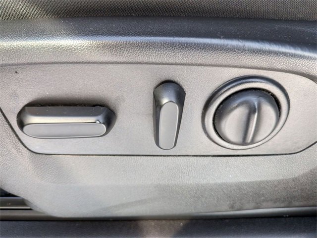 Used 2021 Chevrolet Silverado 1500 LT w/ Bed Protection Package image 11