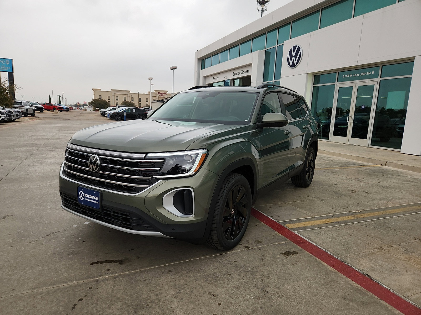 New 2026 Volkswagen Atlas SE image 3