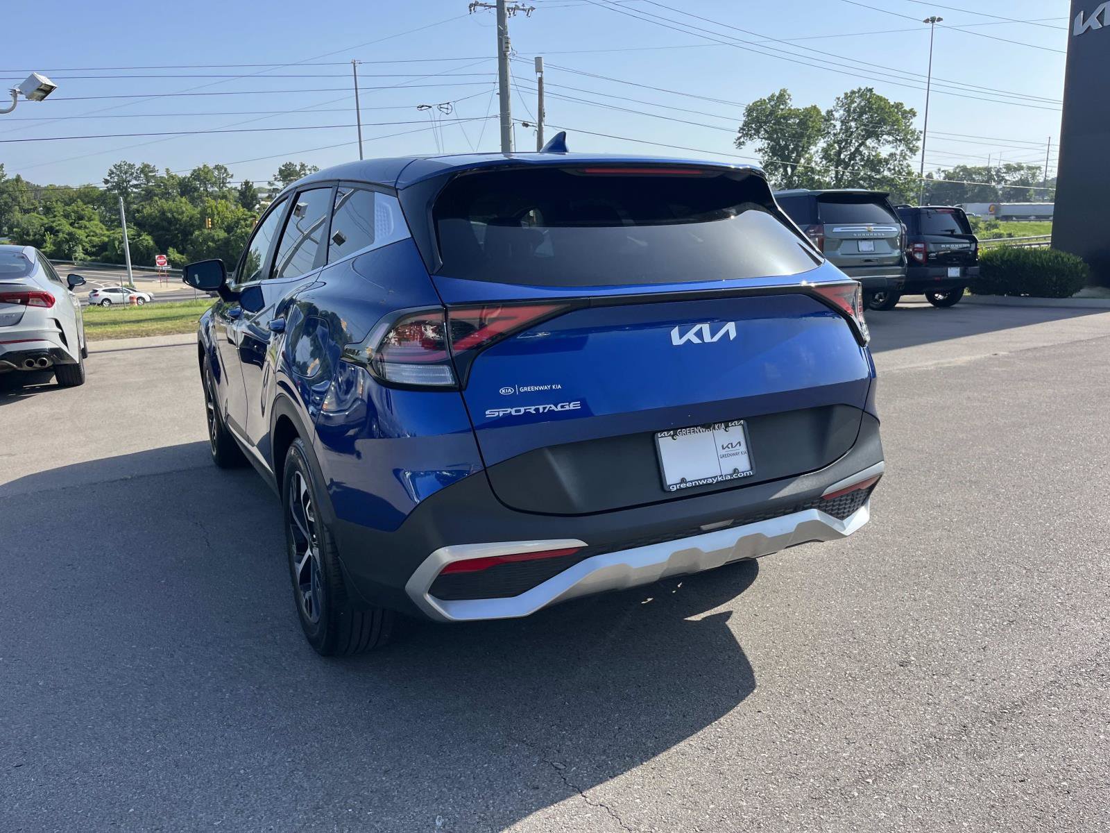 Used 2023 Kia Sportage EX FWD image 5
