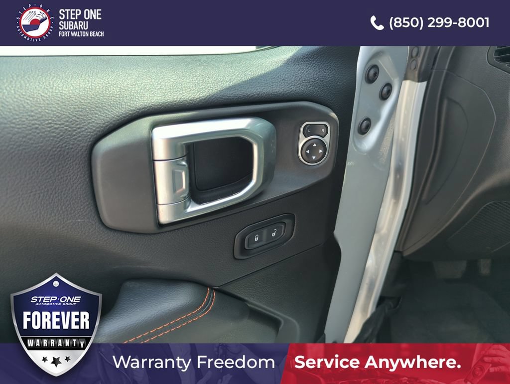 Used 2023 Jeep Gladiator Mojave w/ Cold Weather Group AWD/4WD image 19