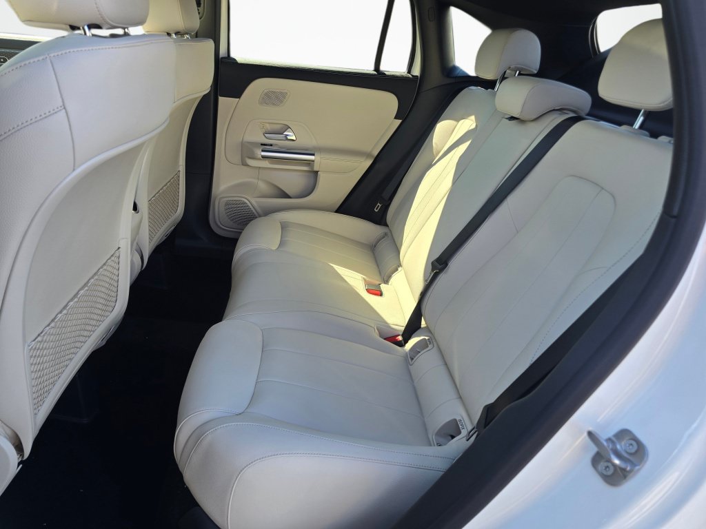 New 2026 Mercedes-Benz GLA 250 4MATIC image 17