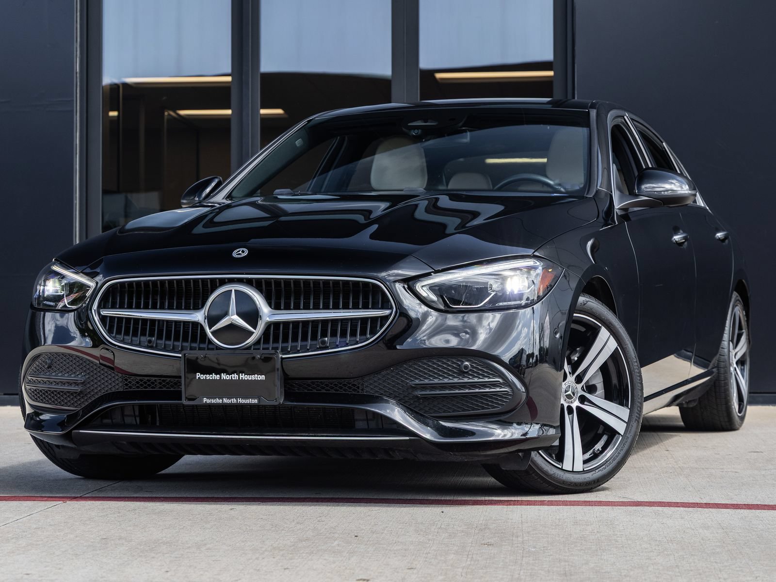 Used 2025 Mercedes-Benz C 300 Sedan image 1