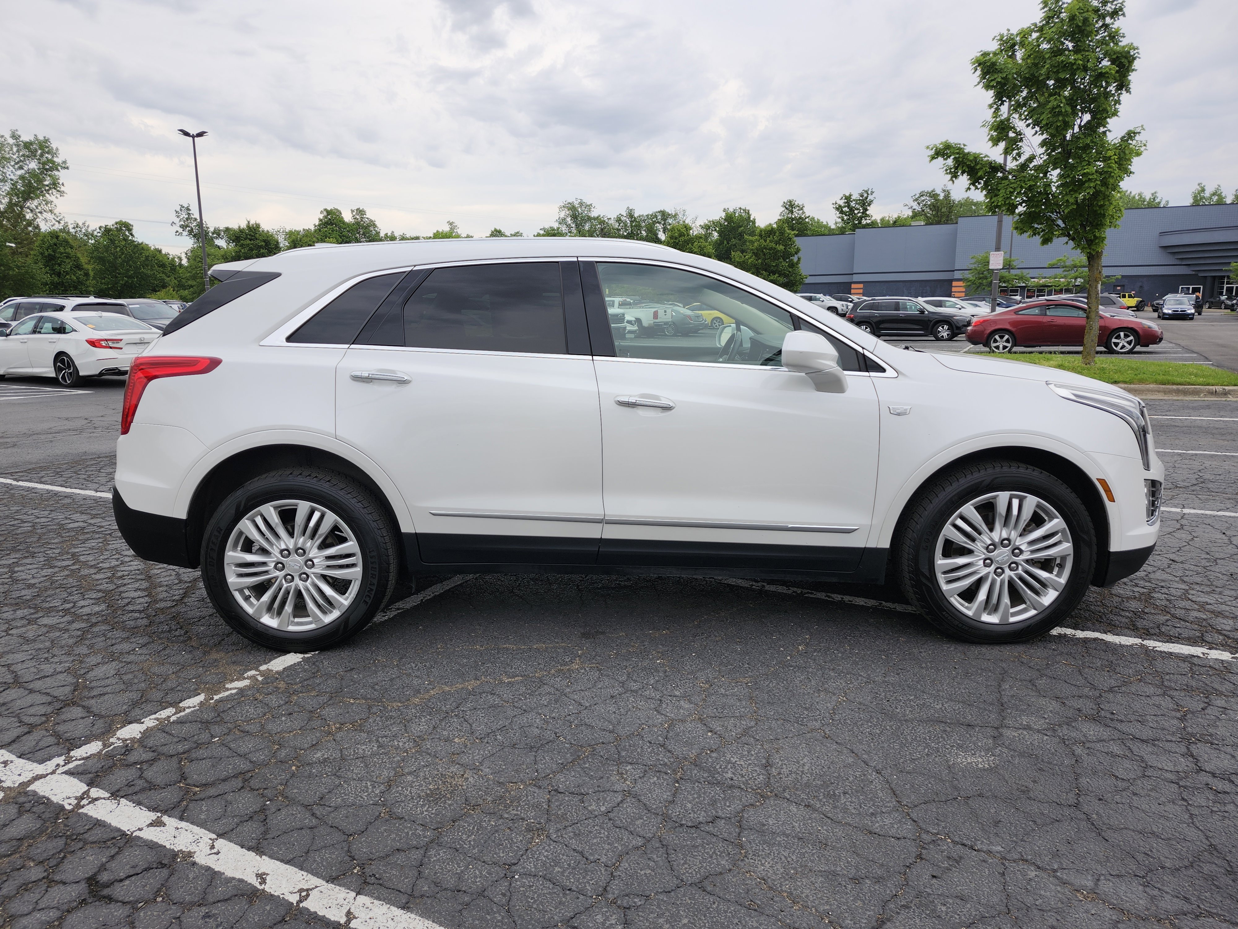 Used 2018 Cadillac XT5 Premium Luxury AWD/4WD image 20