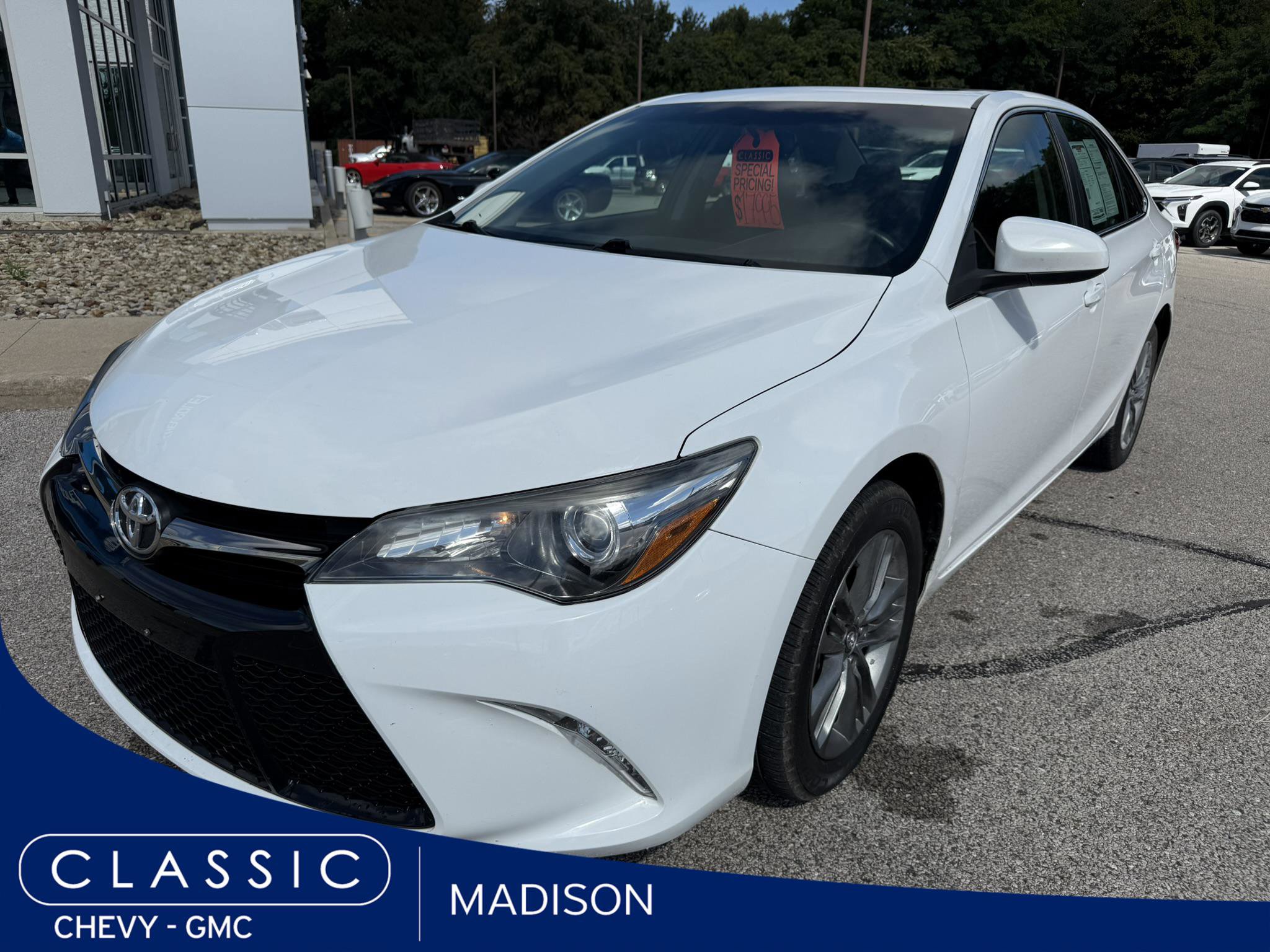 Used 2017 Toyota Camry SE