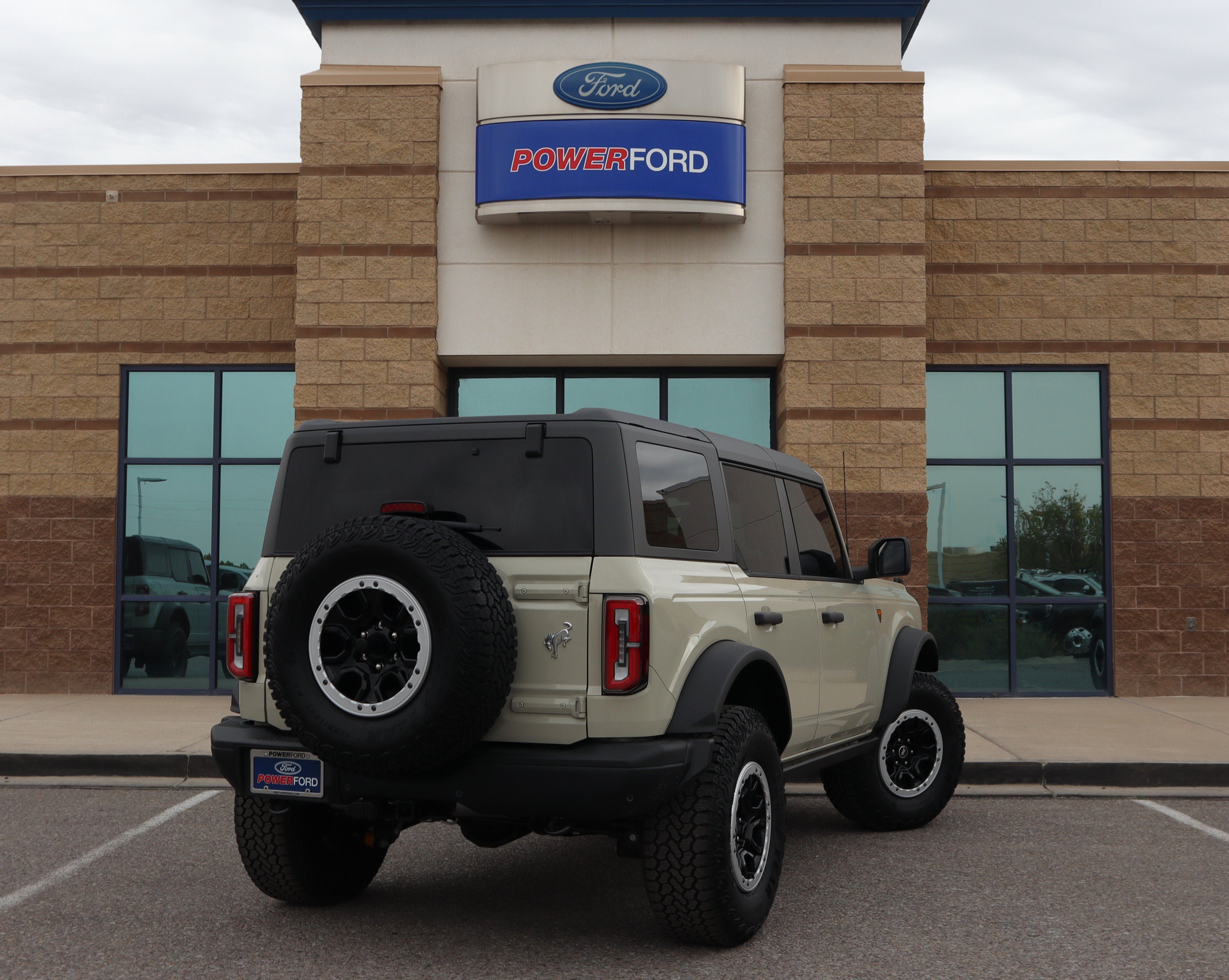 New 2026 Ford Bronco Badlands AWD/4WD image 6