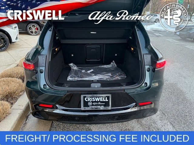New 2026 Alfa Romeo Tonale w/ Black Premium Package AWD/4WD image 8