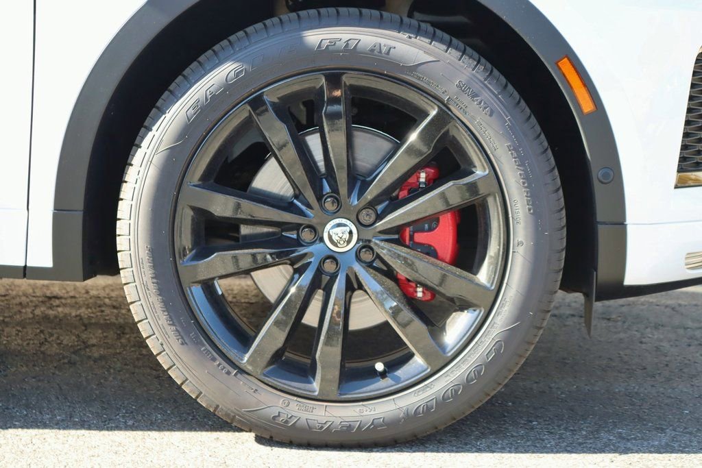 Used 2024 Jaguar E-PACE R-Dynamic SE AWD/4WD image 8