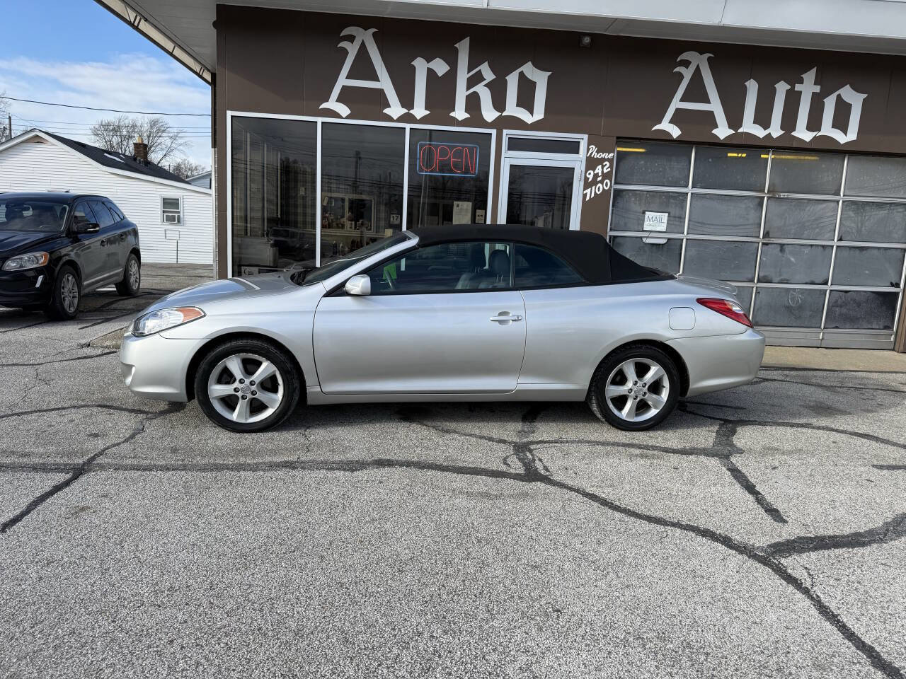 Used 2005 Toyota Solara SLE image 6