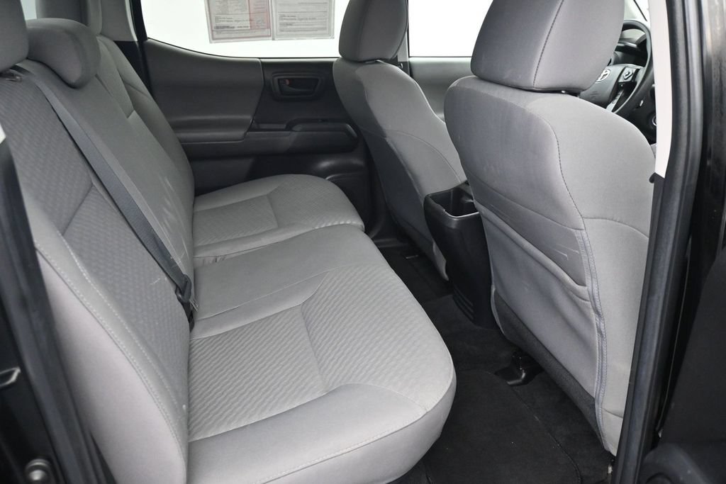 Used 2023 Toyota Tacoma SR AWD/4WD image 13
