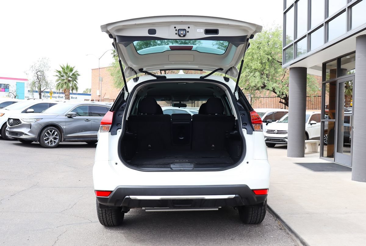 Used 2018 Nissan Rogue S FWD image 22