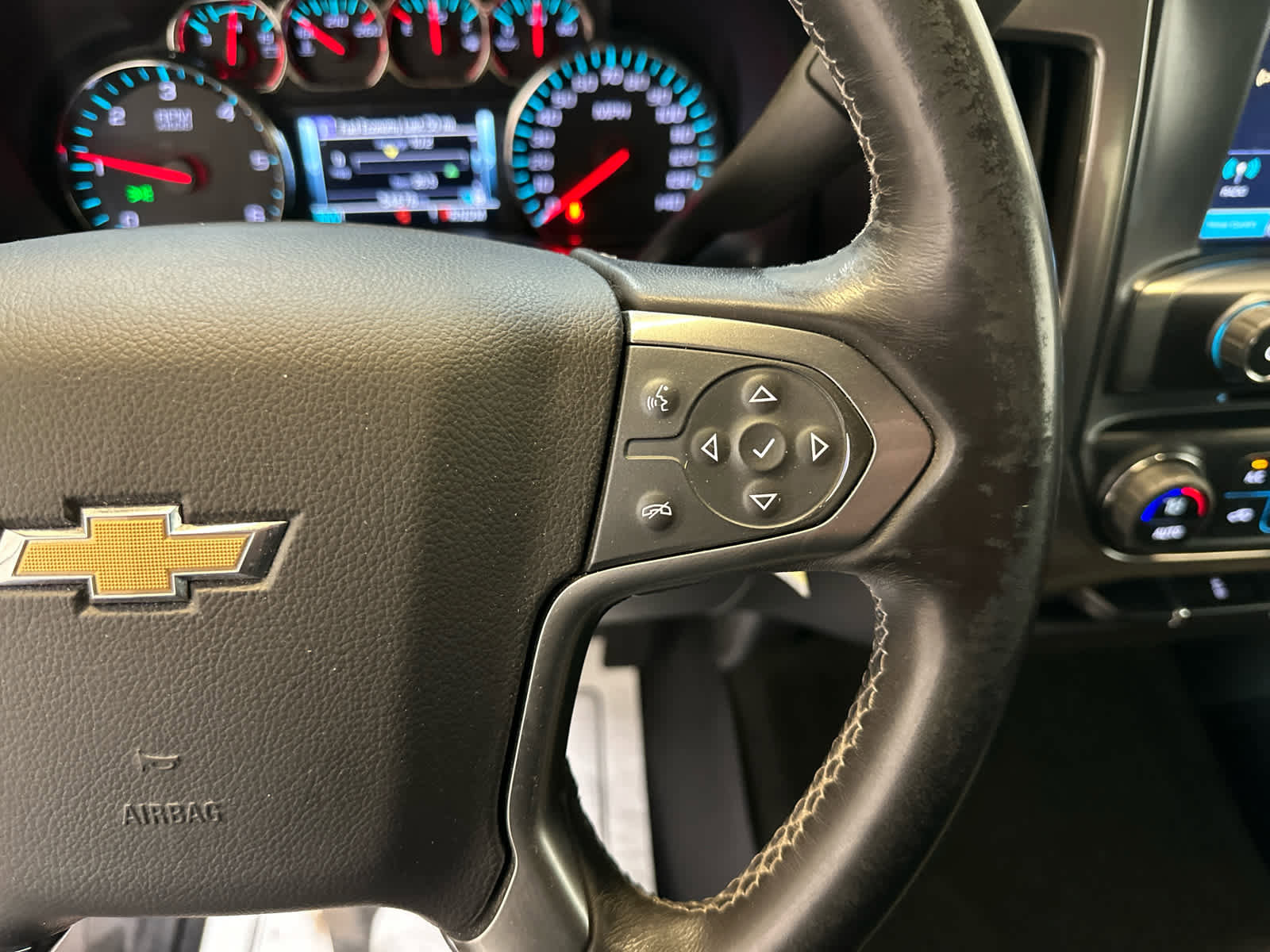 Used 2016 Chevrolet Silverado 1500 LT w/ All Star Edition image 21