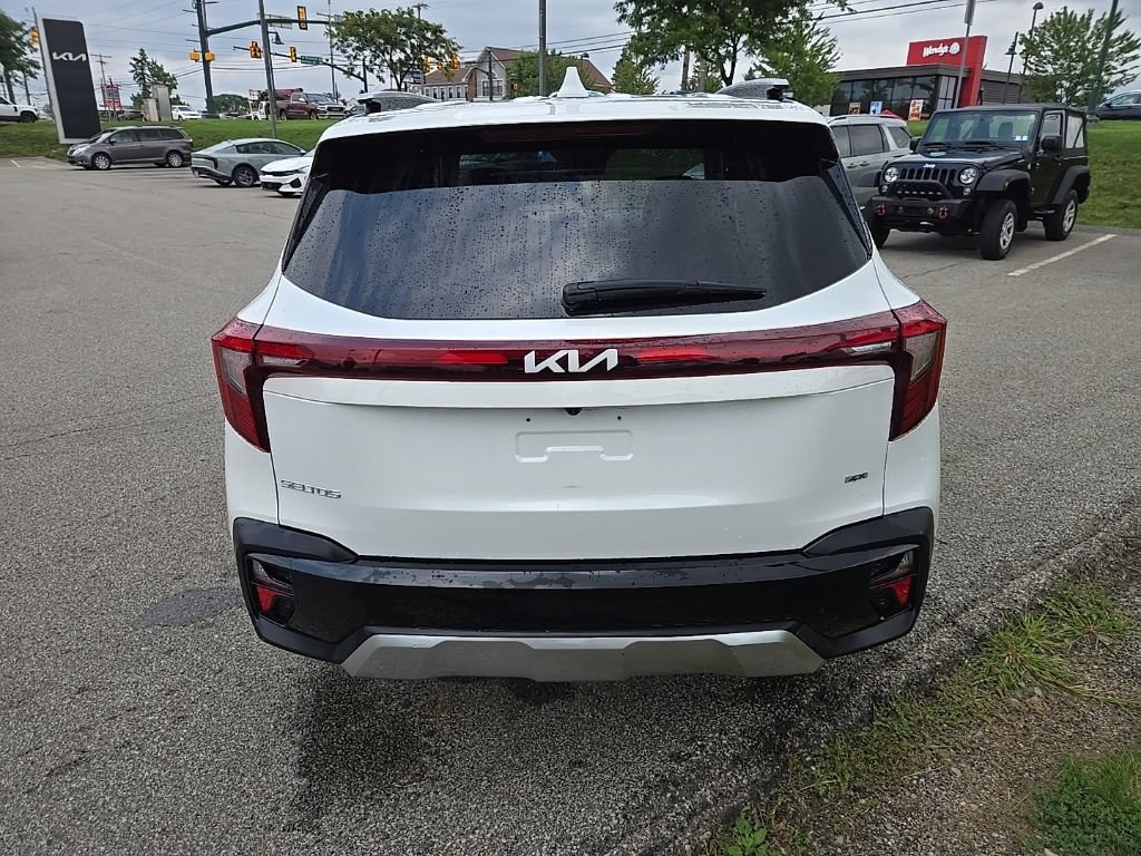 Certified 2024 Kia Seltos S AWD/4WD image 4