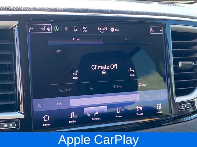 Used 2024 Chrysler Pacifica Touring-L image 13