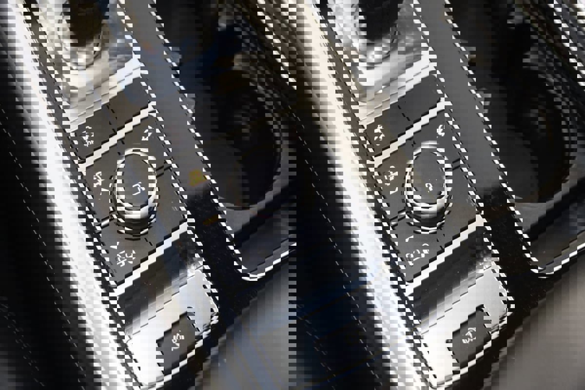 Used 2022 Land Rover Range Rover Sport HST image 28