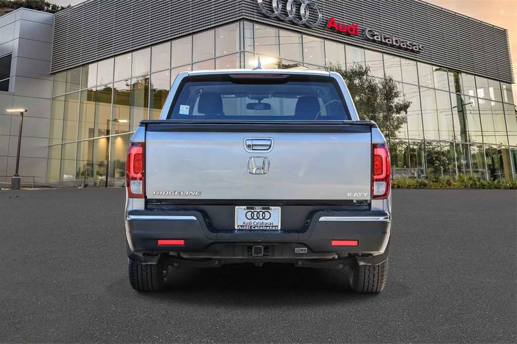 Used 2017 Honda Ridgeline RTL-T image 3