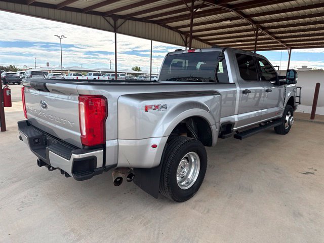 Used 2024 Ford F350 4x4 Crew Cab DRW Super Duty image 8