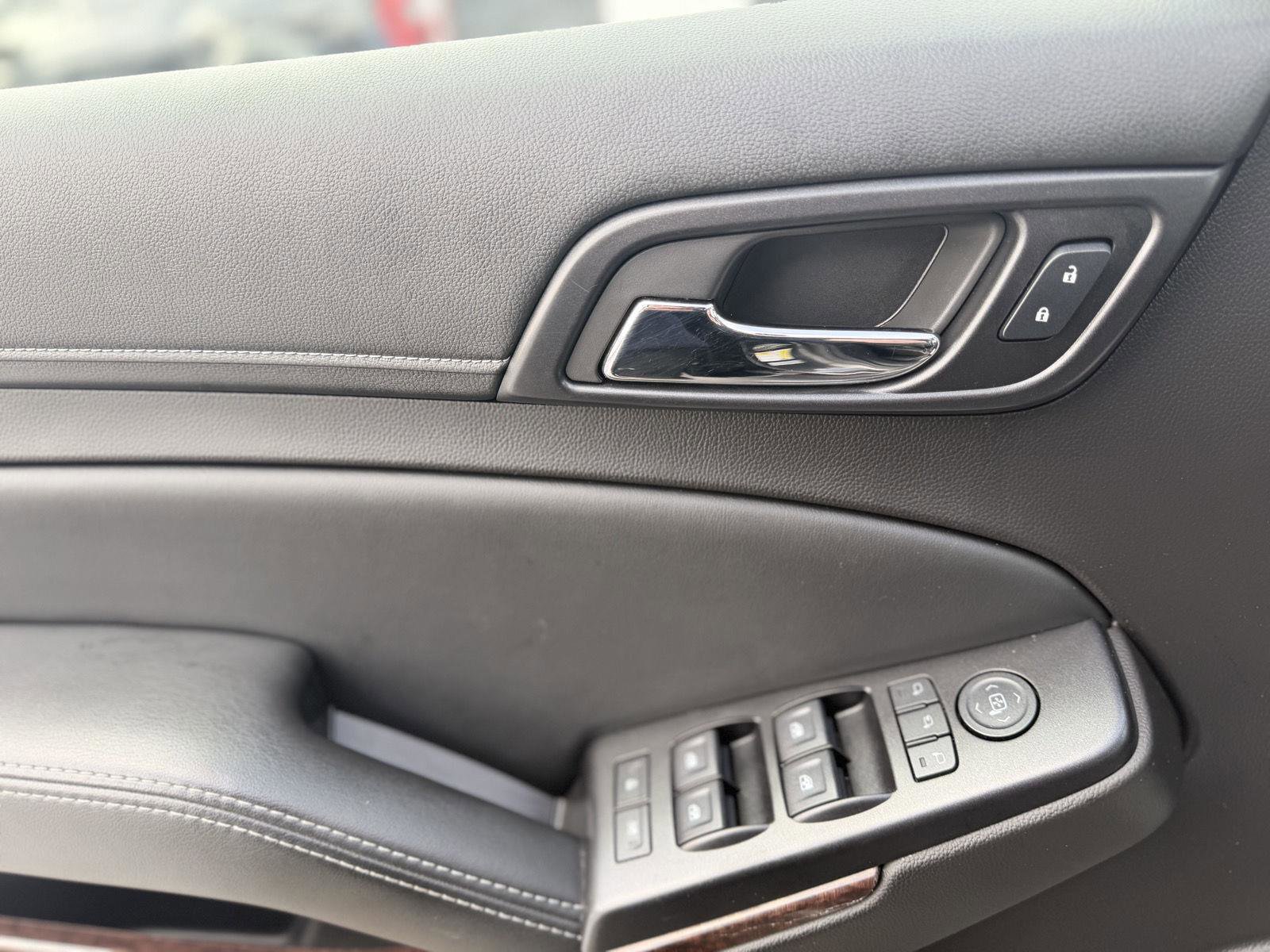 Used 2016 GMC Yukon SLT w/ Open Road Package image 43