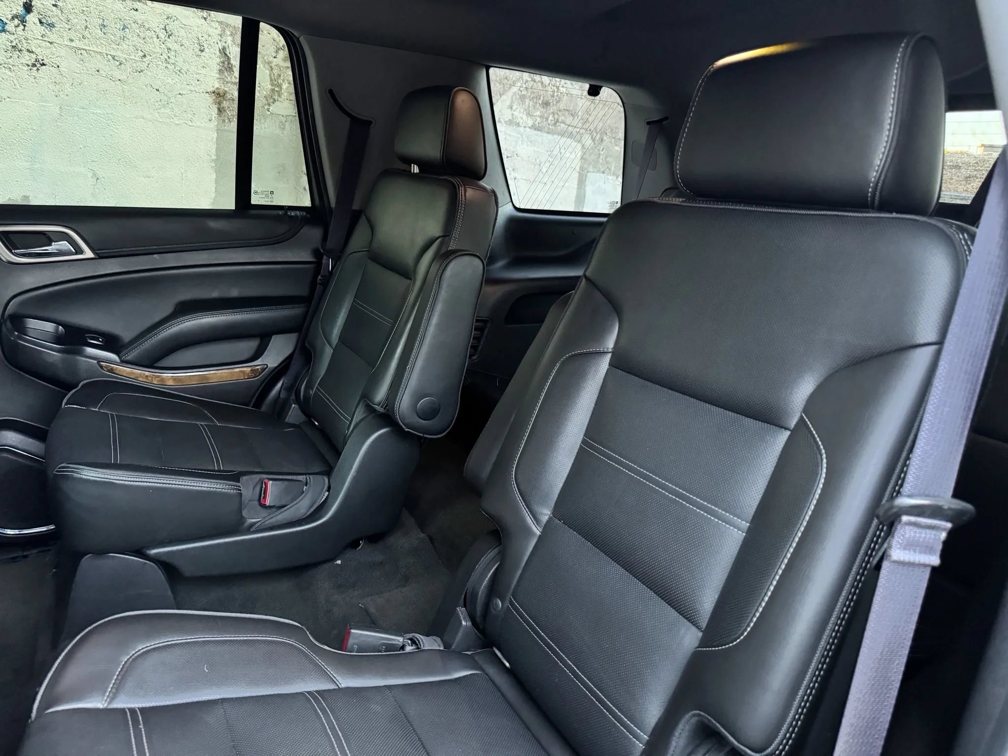 Used 2016 GMC Yukon Denali w/ Open Road Package RWD image 21