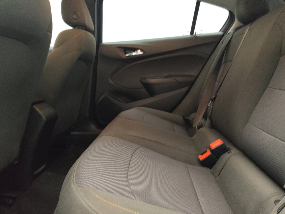 Used 2019 Chevrolet Cruze LS FWD image 18