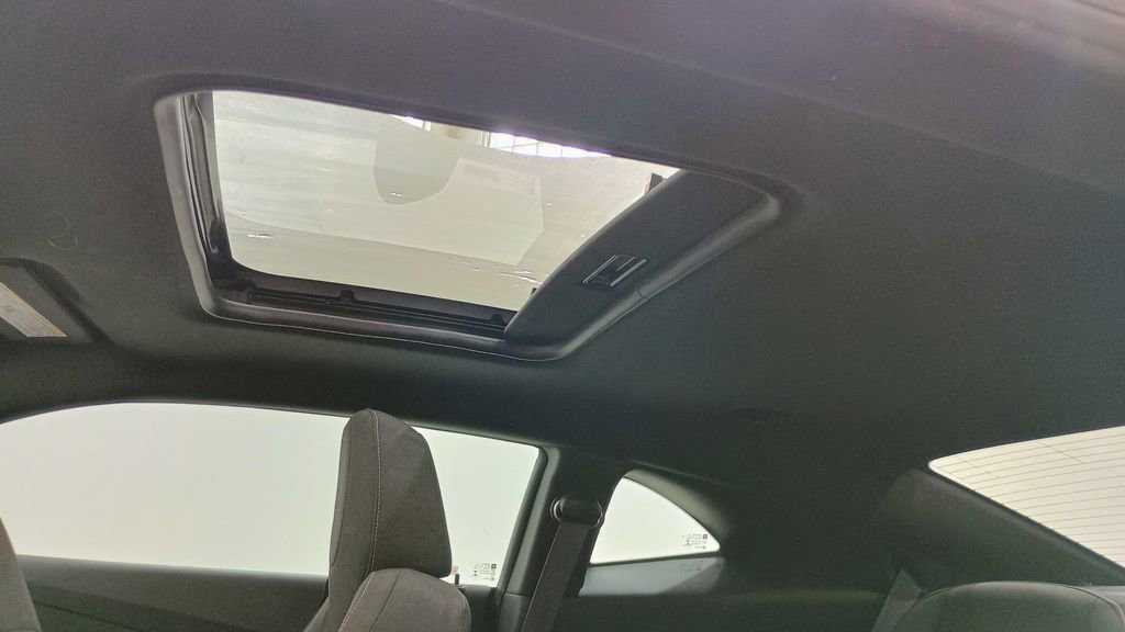 Used 2014 Chevrolet Camaro LT image 23