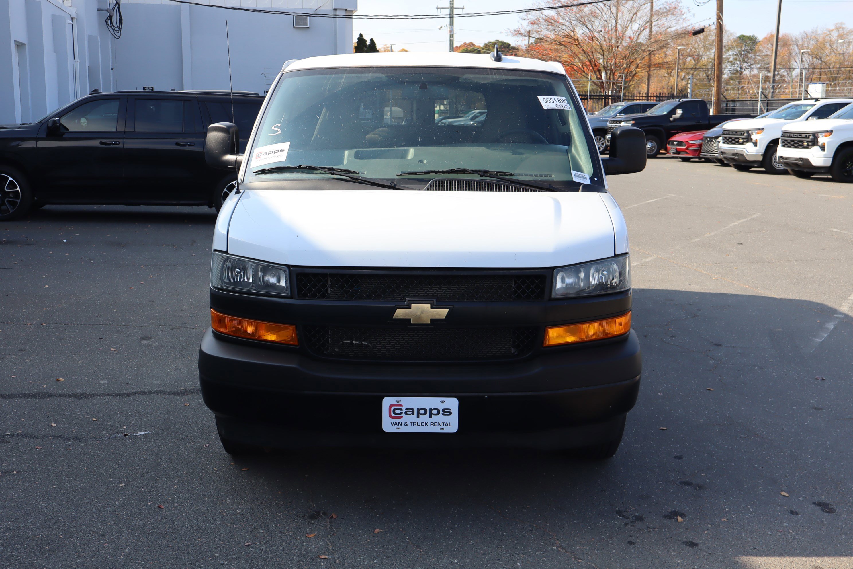Used 2024 Chevrolet Express 3500 LS image 3