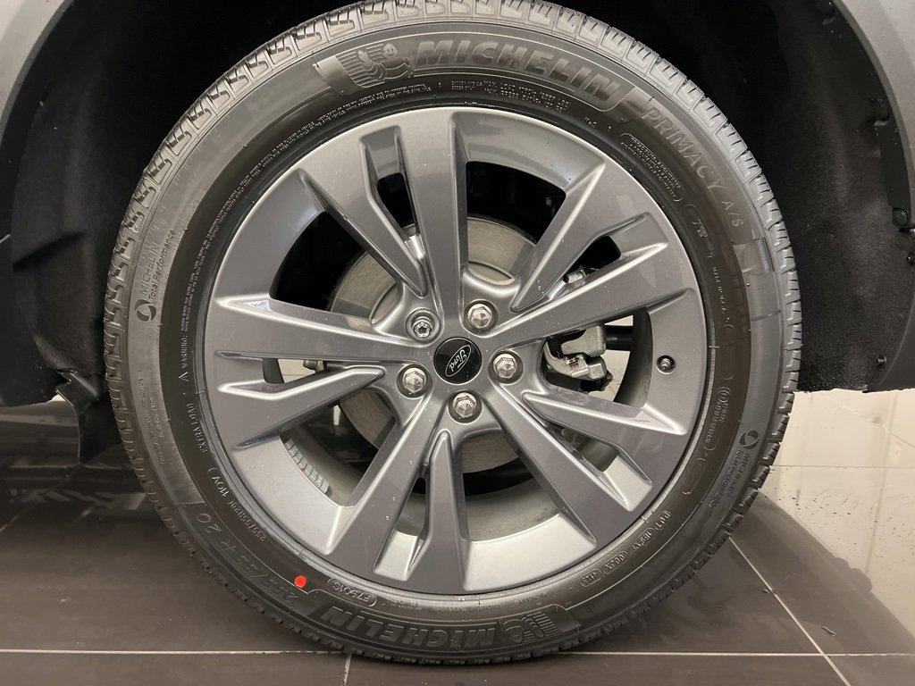 New 2026 Ford Explorer Active image 7