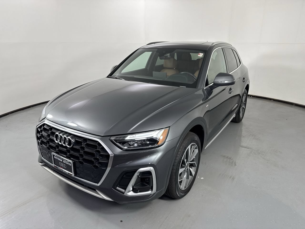 Used 2023 Audi Q5 2.0T Premium w/ Convenience Package AWD/4WD image 5