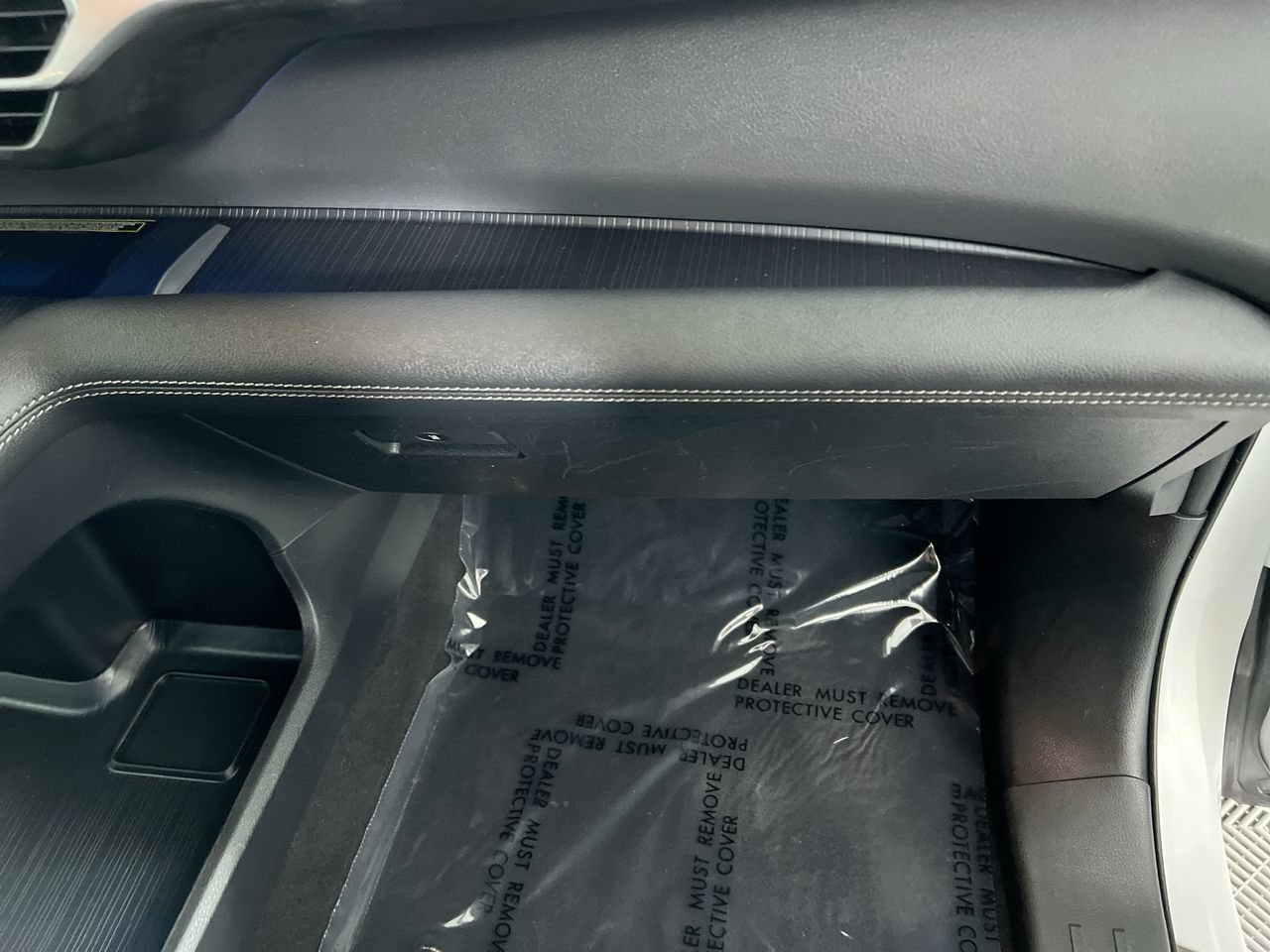 Used 2023 Toyota Sienna XSE FWD image 27