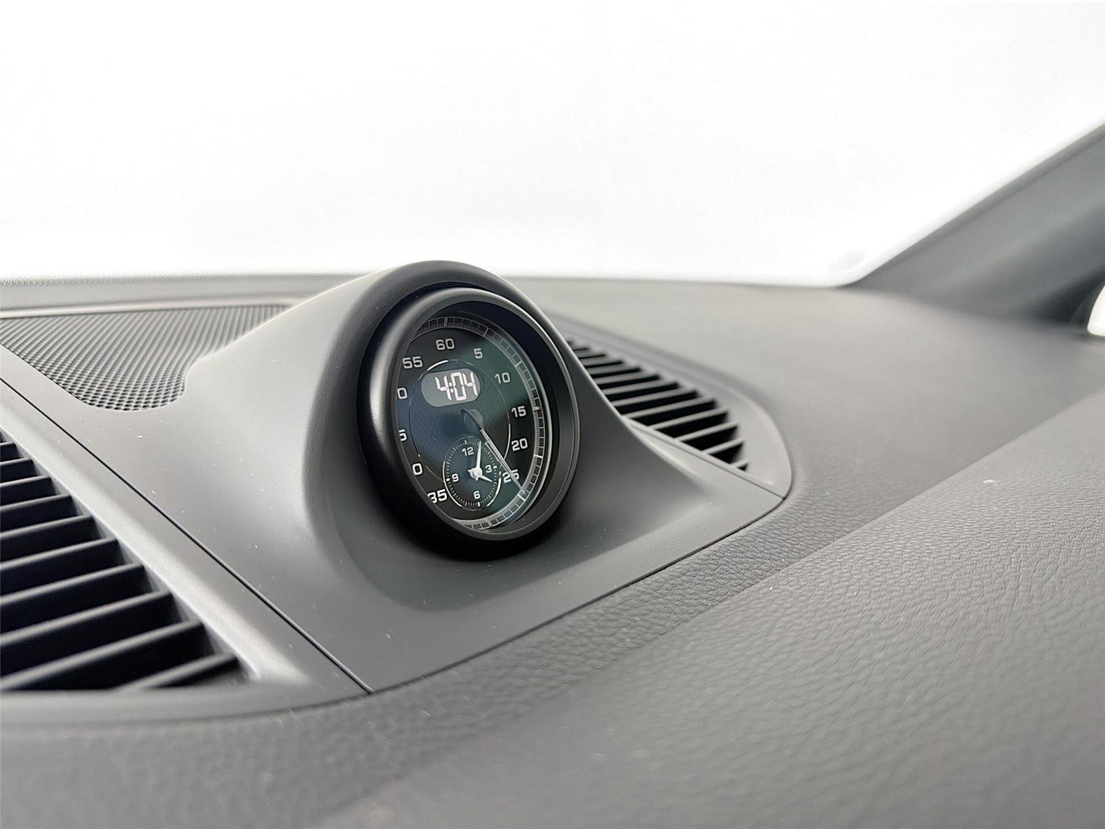 New 2026 Porsche Macan S image 15