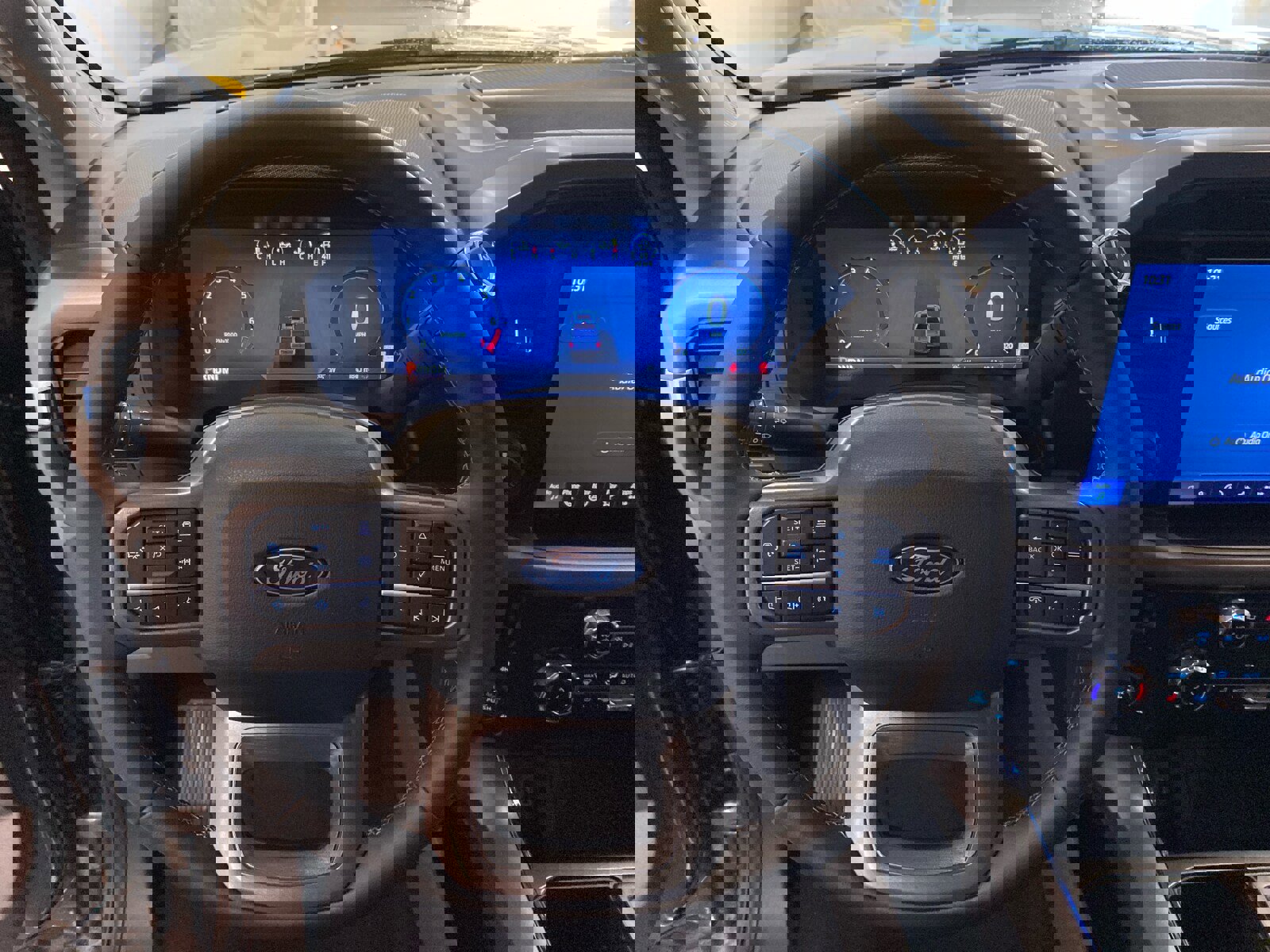 New 2025 Ford F150 XLT w/ Equipment Group 302A MID image 19