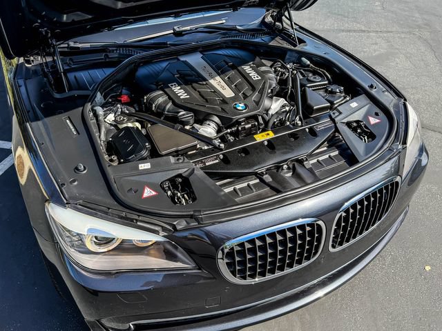 Used 2011 BMW ActiveHybrid 7 Li RWD image 11