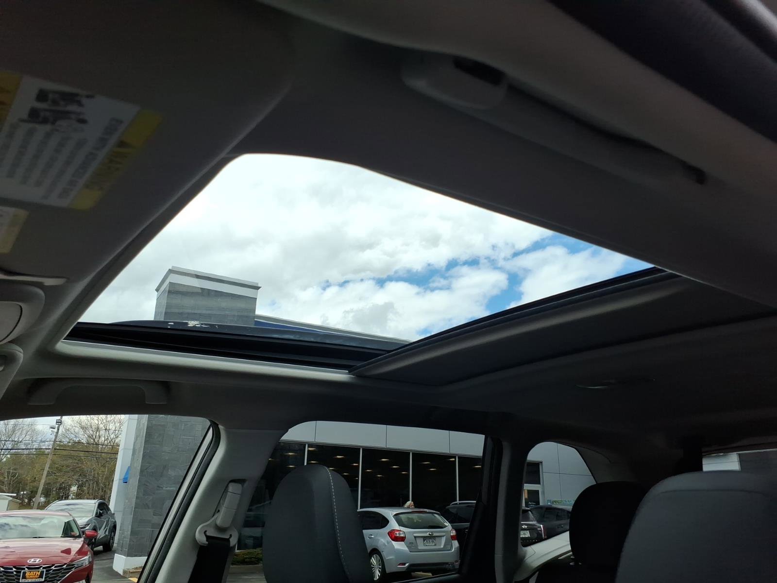 Used 2019 Subaru Forester Premium AWD/4WD image 8