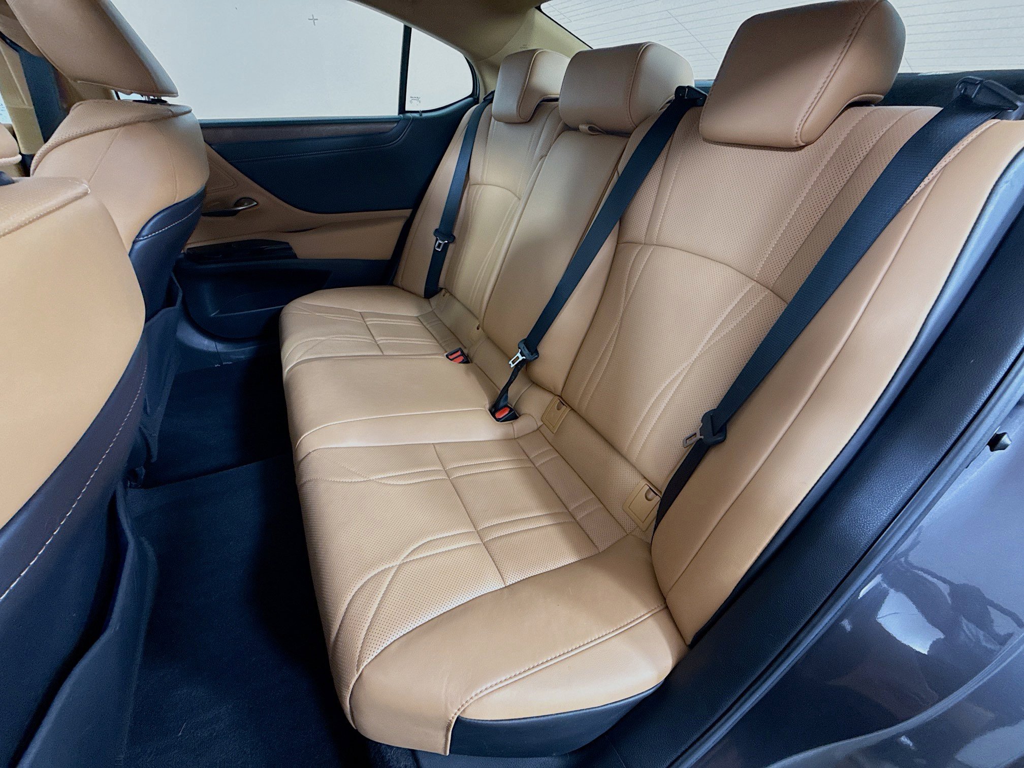 Certified 2023 Lexus ES 350 Luxury w/ Accessory Package (Z2) image 22