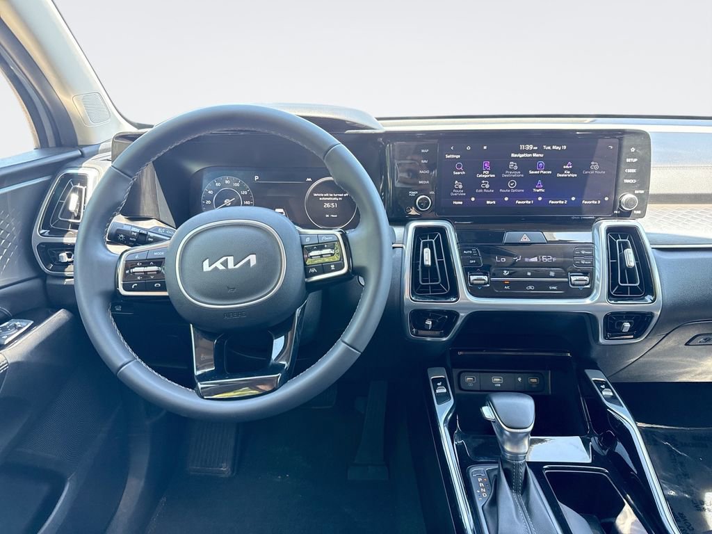 Used 2023 Kia Sorento SX AWD/4WD image 23