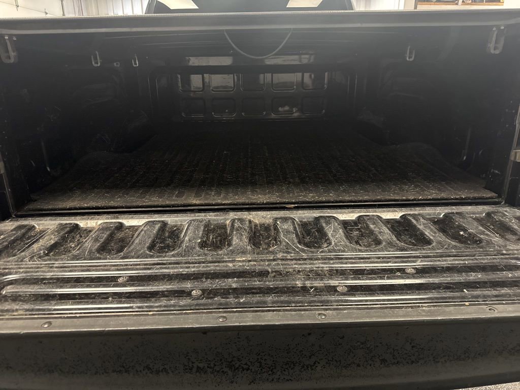 Used 2017 RAM 1500 Express w/ Black Ram 1500 Express Group image 31