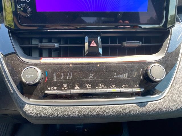 Used 2025 Toyota Corolla LE FWD image 20