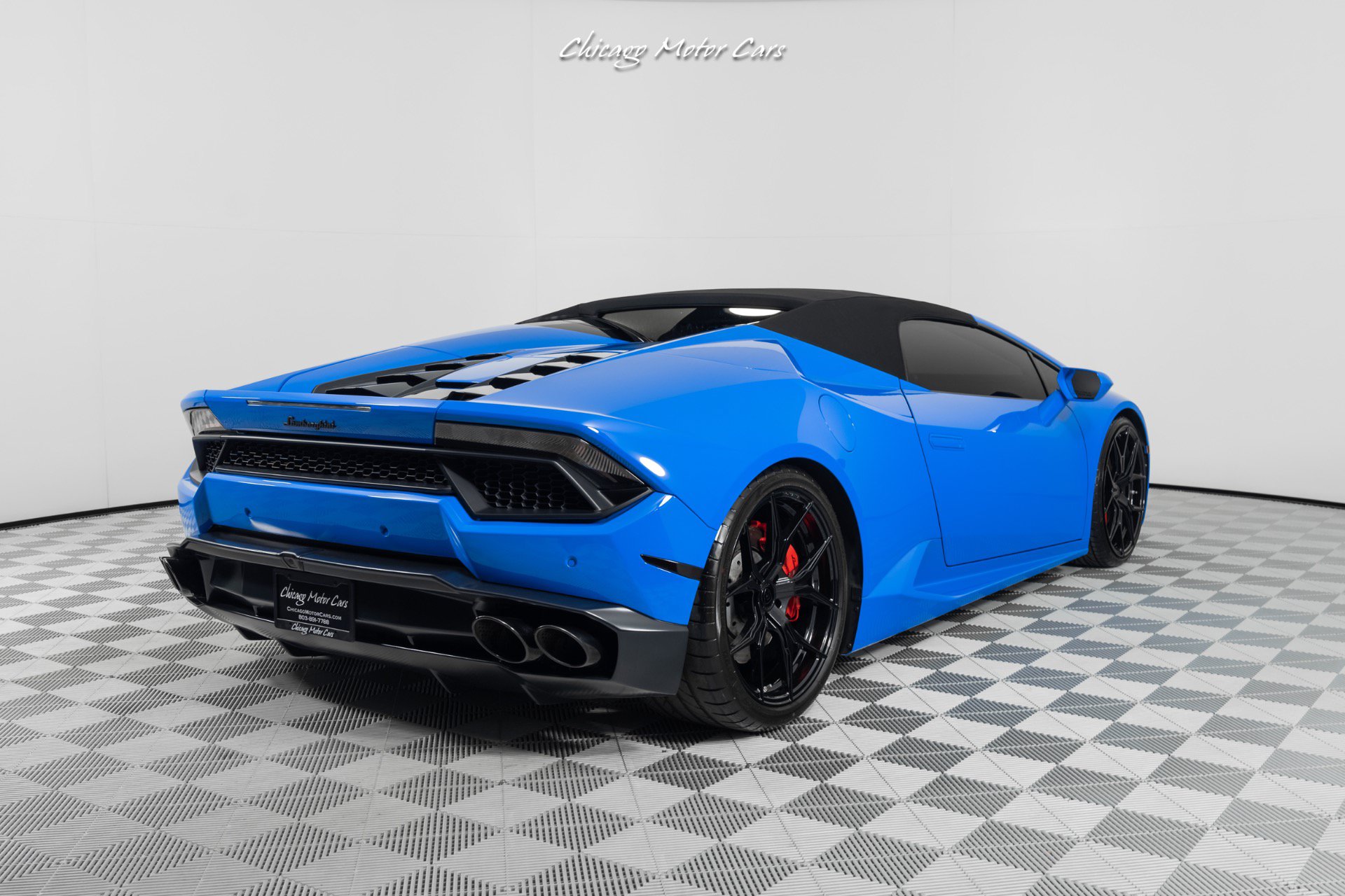 Used 2017 Lamborghini Huracan LP 580-2 RWD image 56