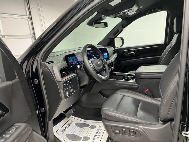 Used 2025 Chevrolet Tahoe LT AWD/4WD image 13