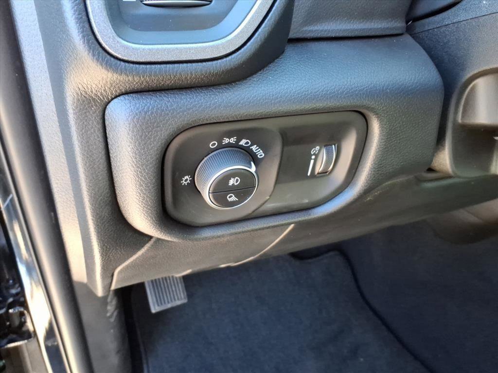 New 2026 RAM 2500 Tradesman w/ Safety Group AWD/4WD image 10