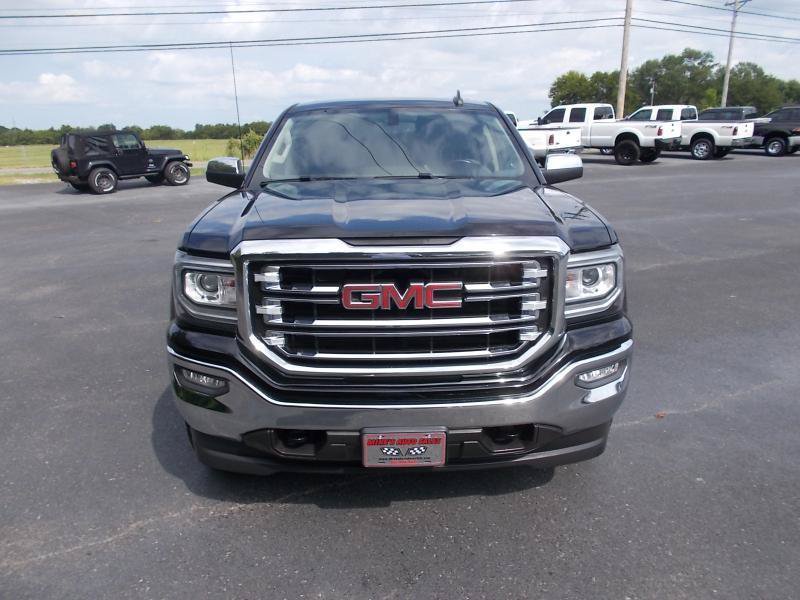 Used 2017 GMC Sierra 1500 SLT w/ SLT Premium Package AWD/4WD image 9