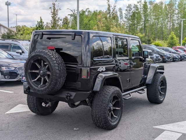 Used 2012 Jeep Wrangler Unlimited Sahara AWD/4WD image 5