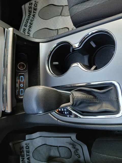 Used 2020 Jeep Grand Cherokee Laredo image 29