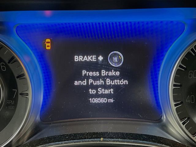 Used 2019 Chrysler 300 Limited RWD image 9